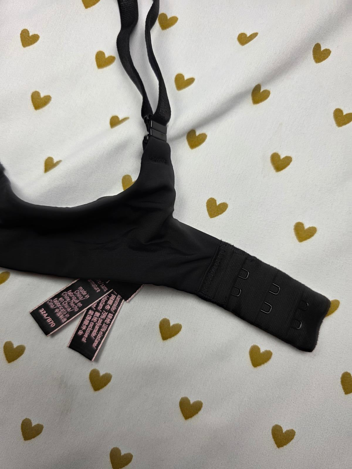 Victorias Secret Black Wireless 32A Tank Bra Sexy Mesh