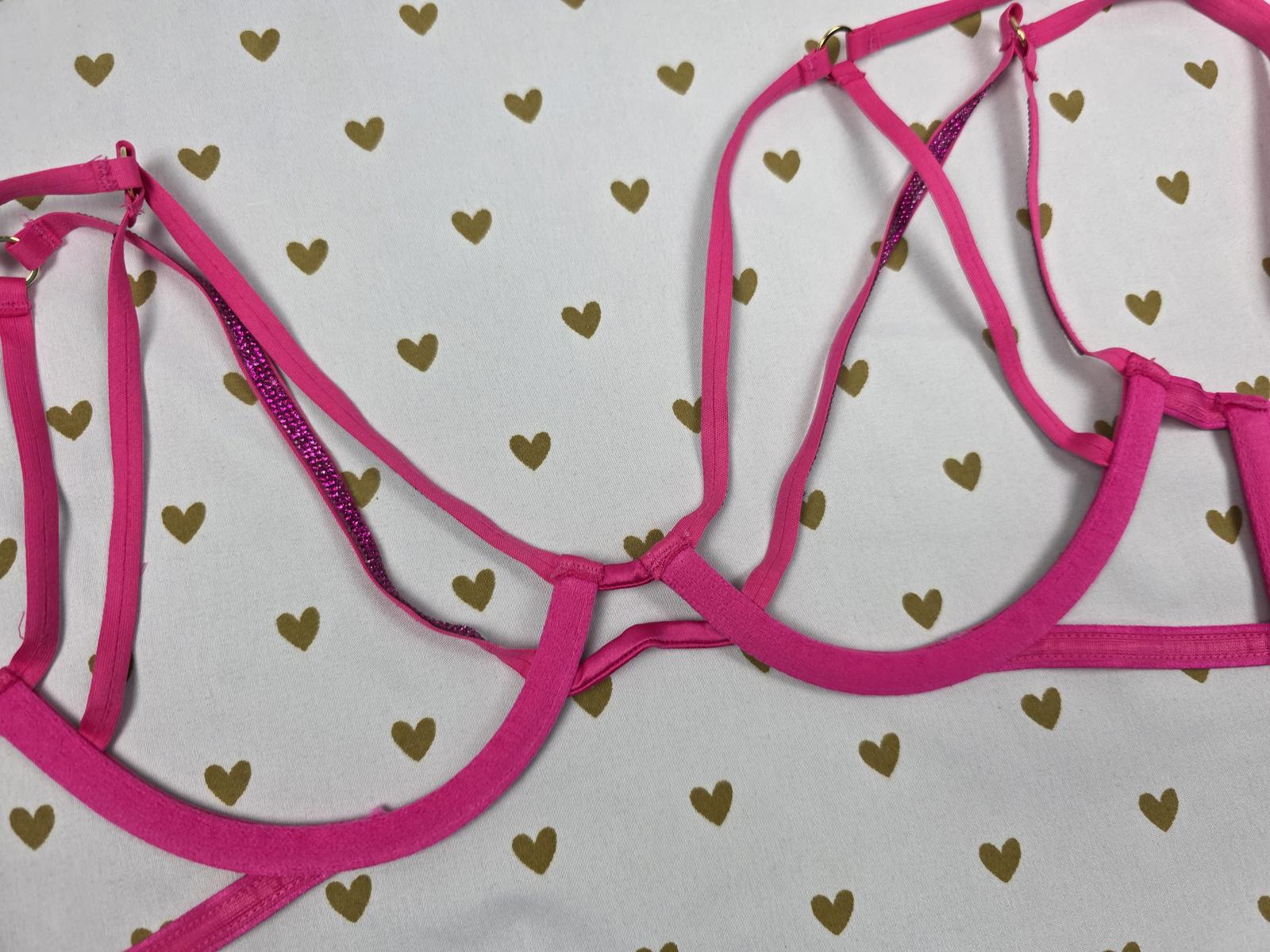 Victoria's Secret Shine Strappy Rhinestone Open-Cup Triangle NEW NWT XS