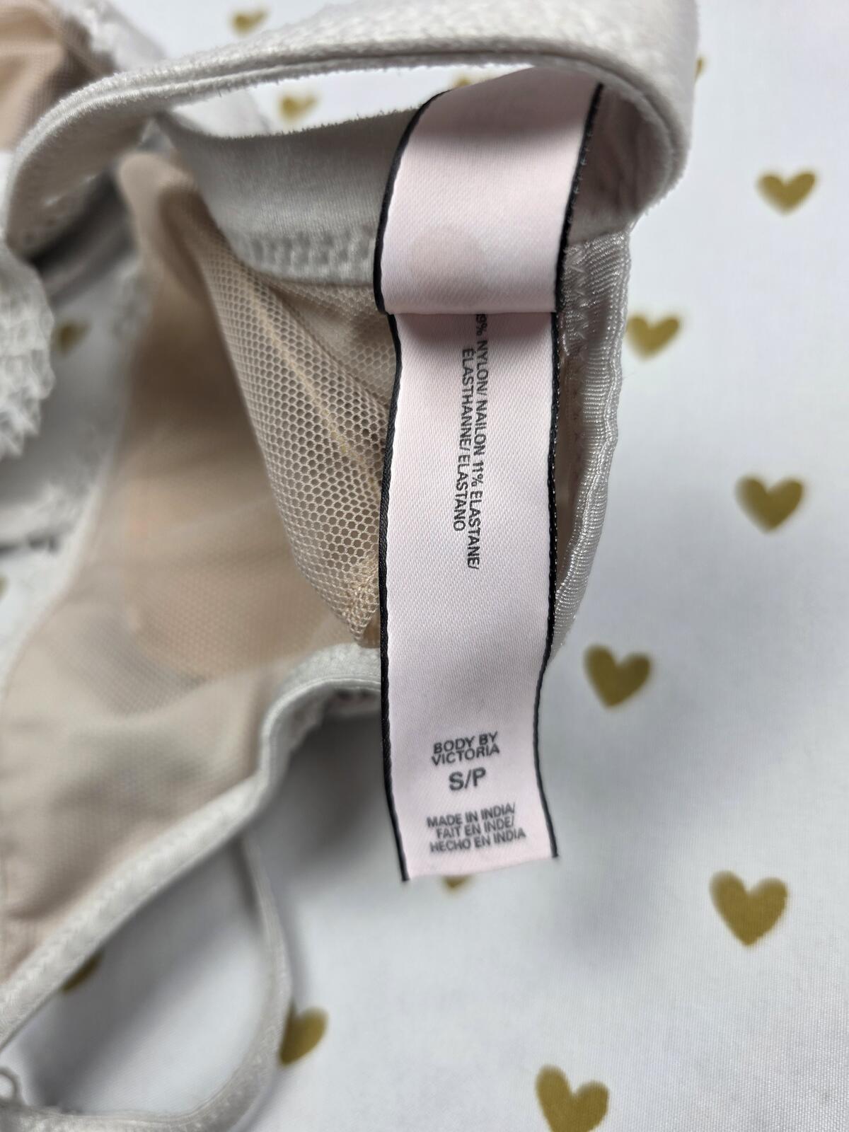 Victorias Secret White Lace Front Close Racerback Small Bralette Bra Top Tank