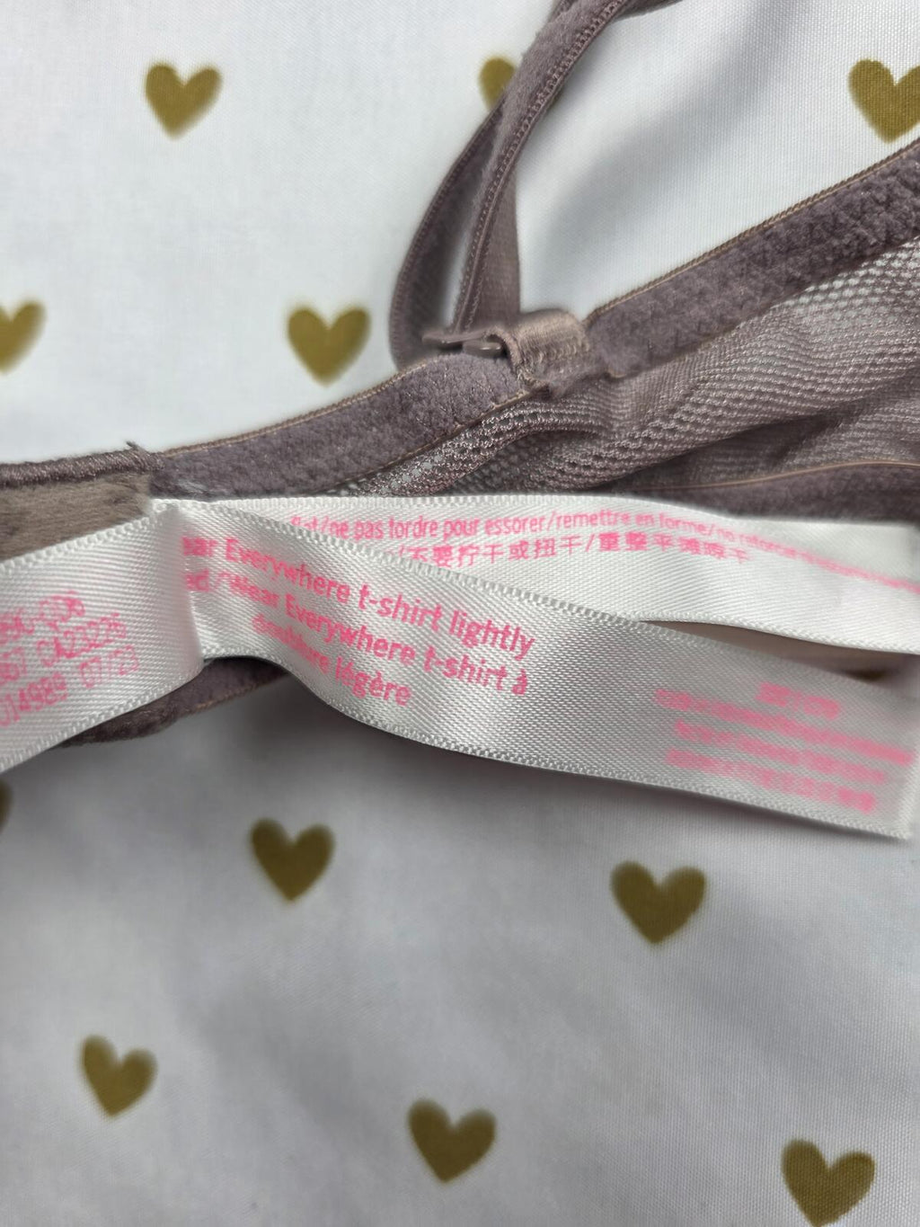 Victorias Secret PINK Polka Dot 32C Wear Everywhere T Shirt Bra