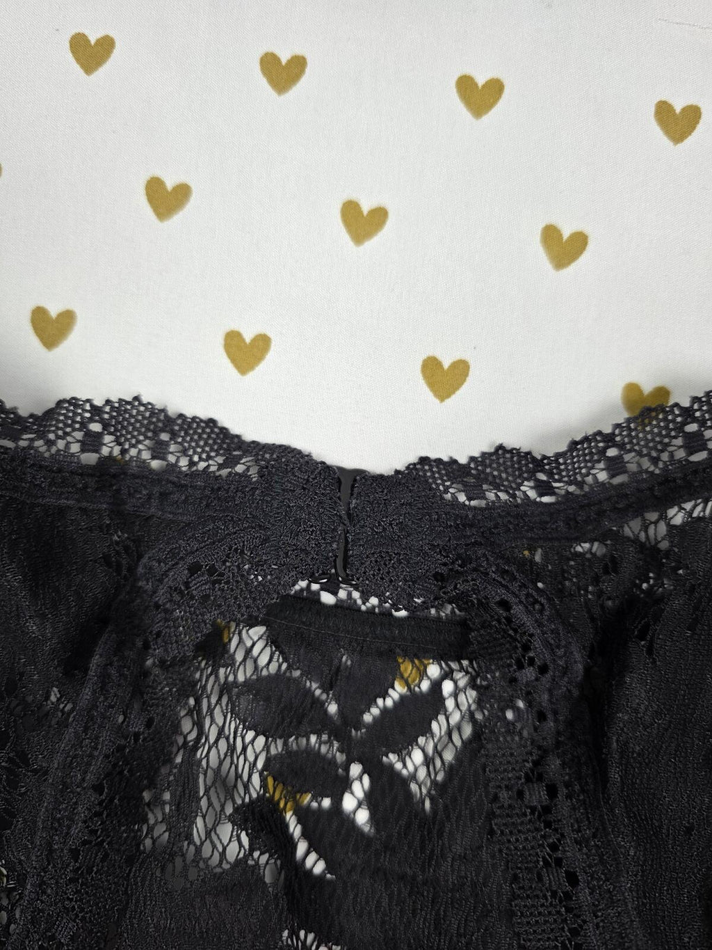 Victorias Secret Black High Line Lace Sexy MEDIUM Bralette Bra Top Tank