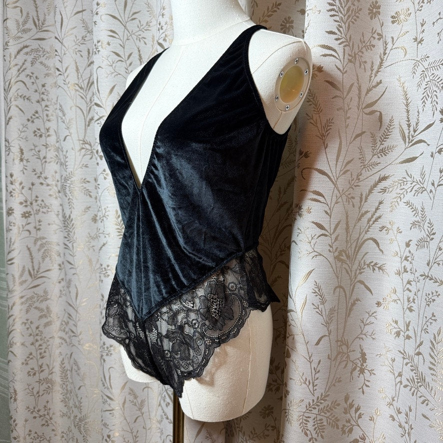 Victorias Secret Black Velvet Shine Teddy Bodysuit M/L Open Back Rhinestone Sexy