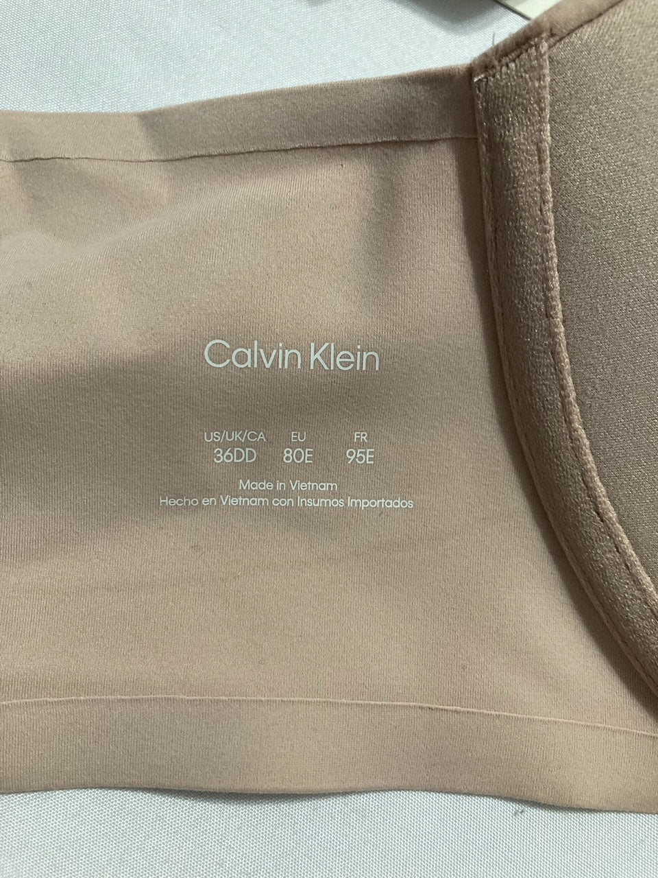 CALVIN KLEIN Perfectly Fit Push Up Plunge Memory Touch Bra HONEY ALMOND 36DD