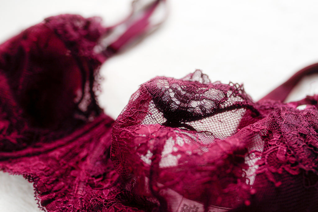 Victoria's Secret Dream Angels Push-up Unpadded Unlined Lace Demi Bra Purple 36DDD
