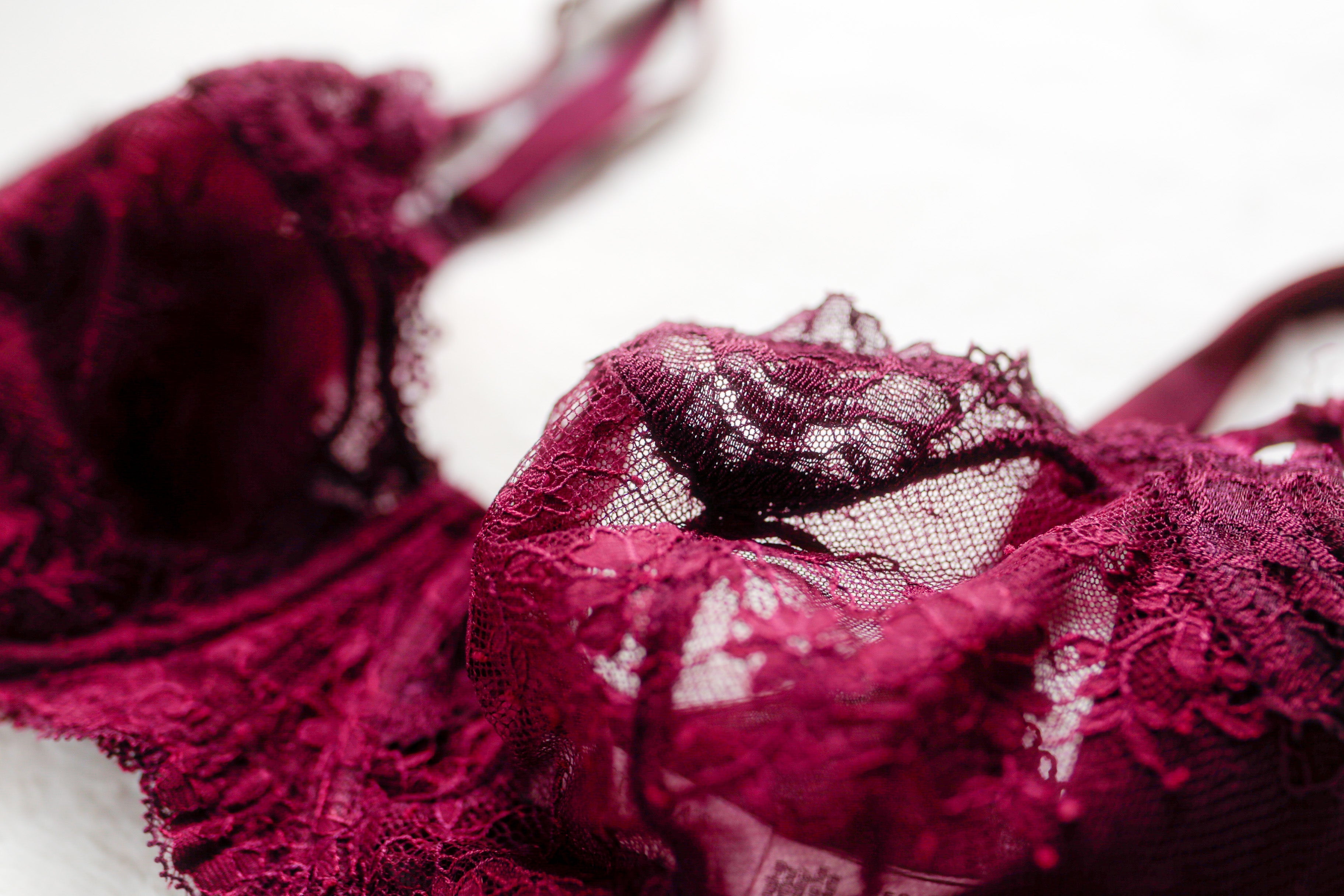 Victoria's Secret Dream Angels Push-up Unpadded Unlined Lace Demi Bra Purple 36DDD