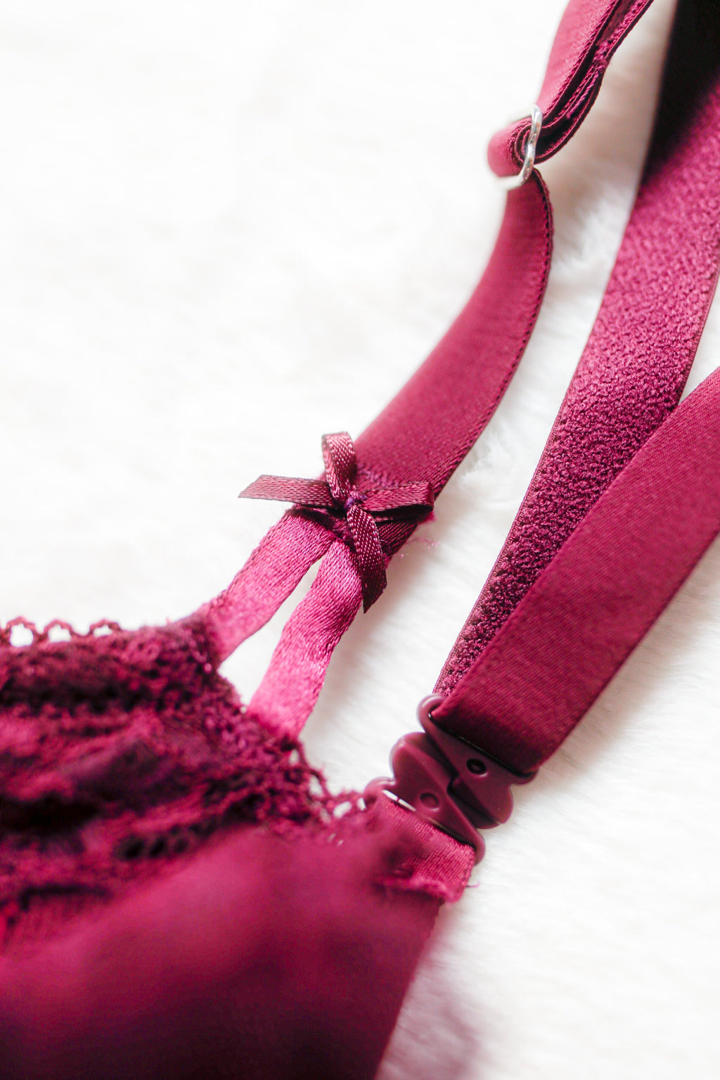 Victoria's Secret Dream Angels Push-up Unpadded Unlined Lace Demi Bra Purple 36DDD
